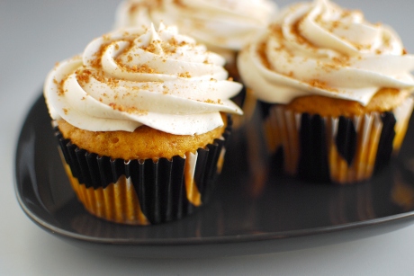 Pumpkin Cheesecake Cupcakes
